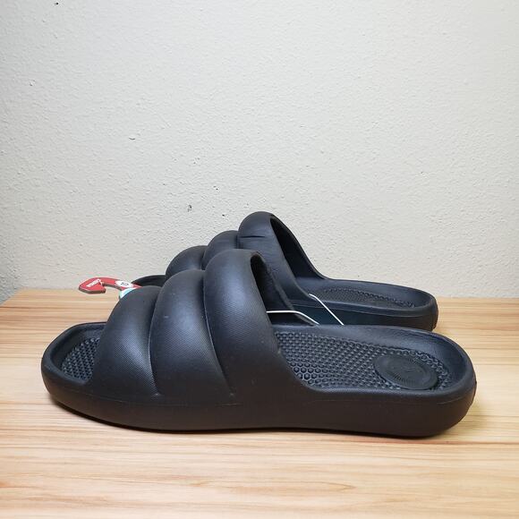 Totes Womens 10 Everywear Puffy Slide Sandals Solid Black Lightweight Waterproof - Picture 1 of 7